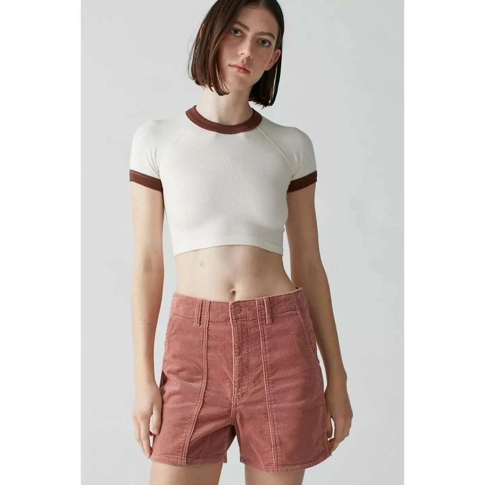 Wrangler Mom Short Effortless Pink Corduroy High Waisted Seamed Shorts Size 29